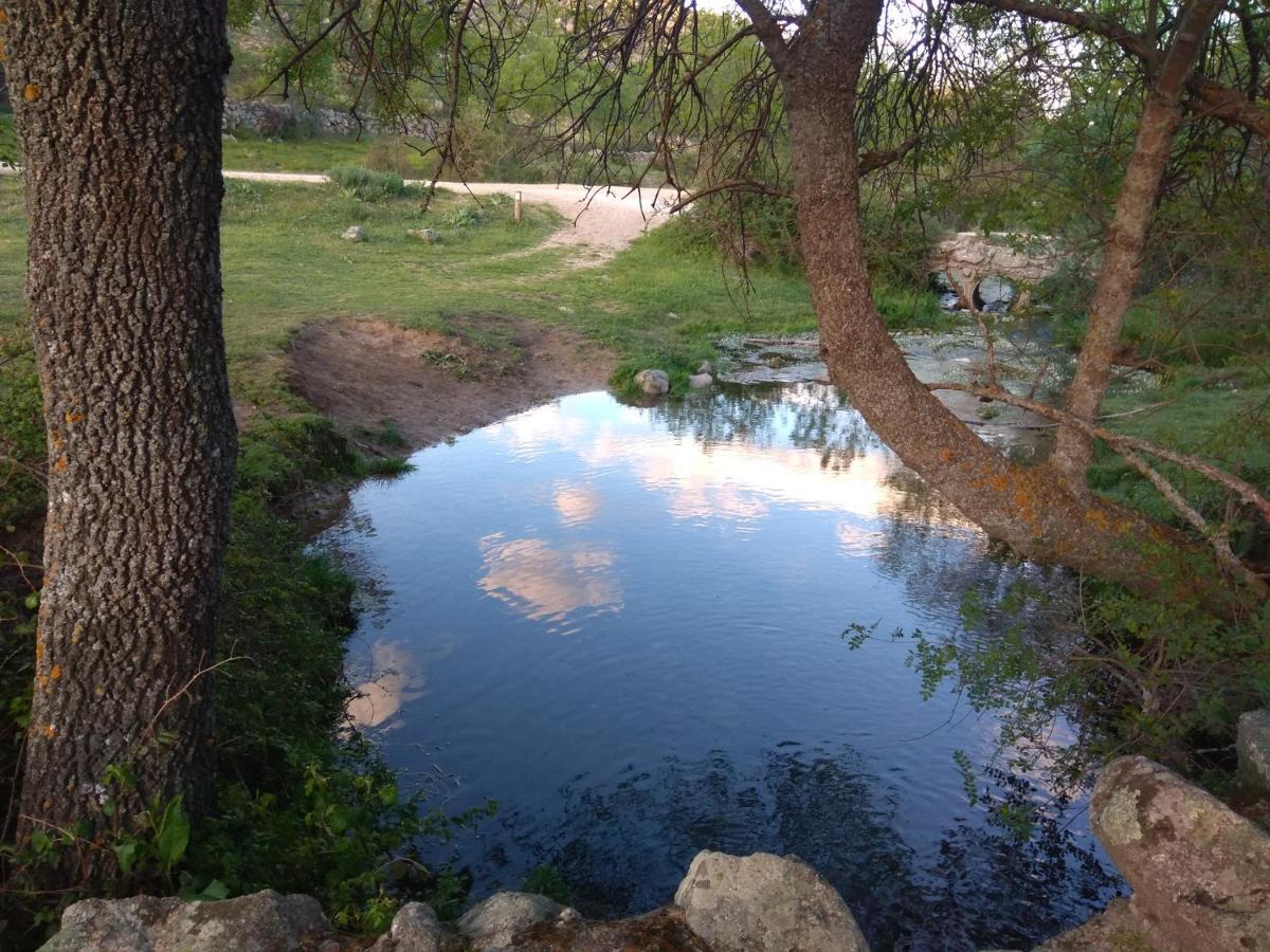 Acogedora Casa Rural En La Sierra De Madrid Mataelpino Luaran gambar